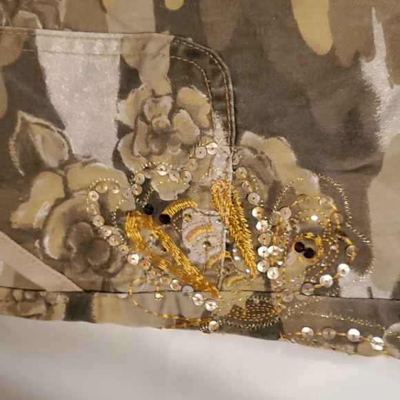 Camouflage cargo pants 8 sequins flower embroidered flap pockets childre… - Picture 3 of 9